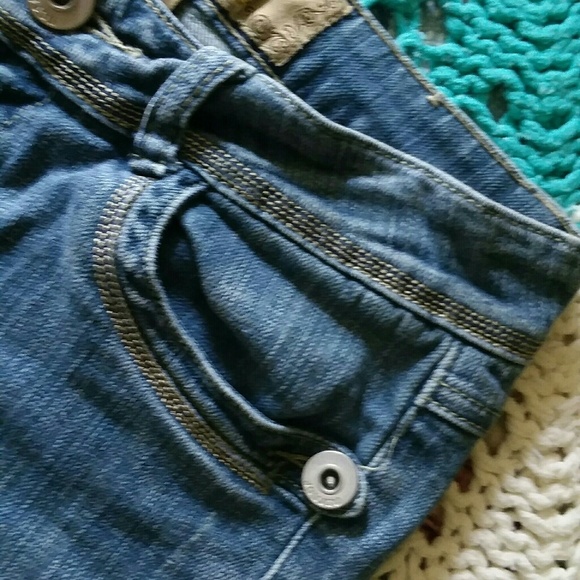 Joujou Royale Jean Shorts - Picture 4 of 5